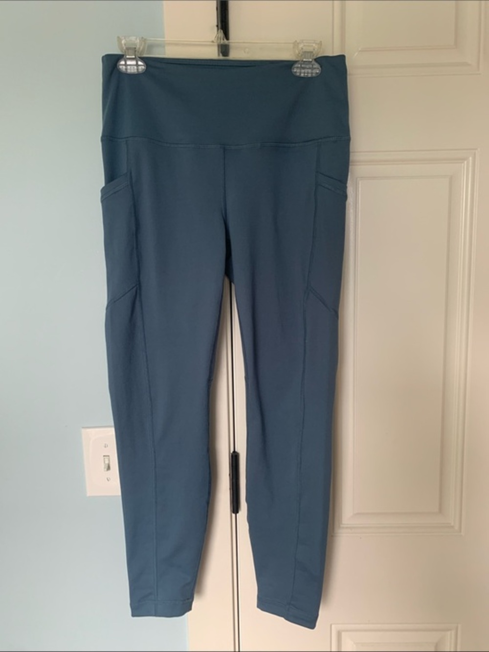 L Velocity leggings